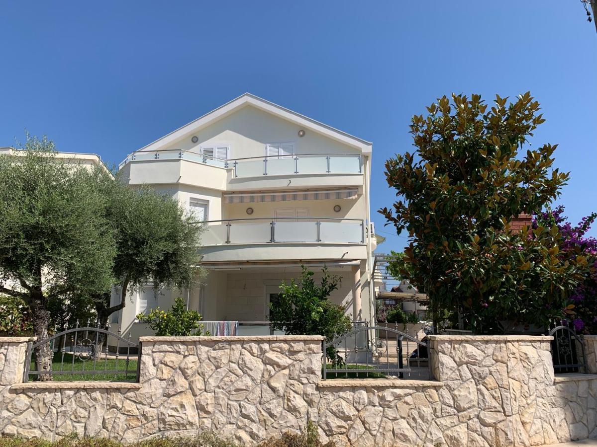 Apartments Dumancic Biograd na Moru Kültér fotó